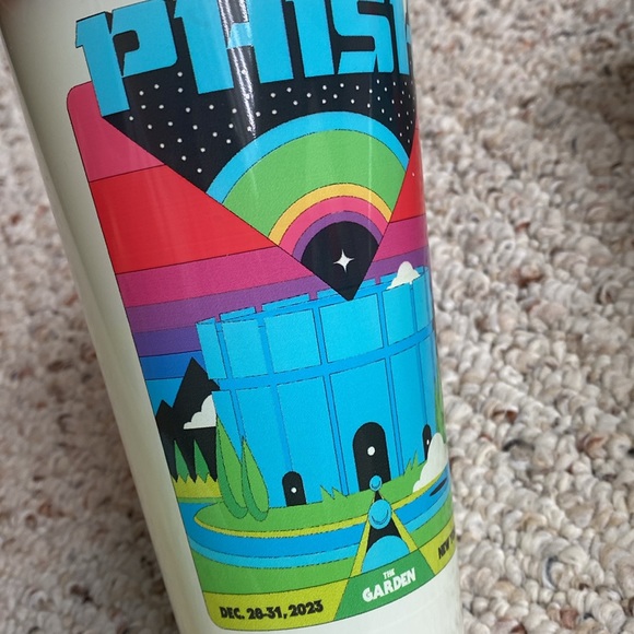 2 Phish MSG NYE Commemorative Cups 2023 2024 yemsg artwork by Ryan miller new - Picture 6 of 7